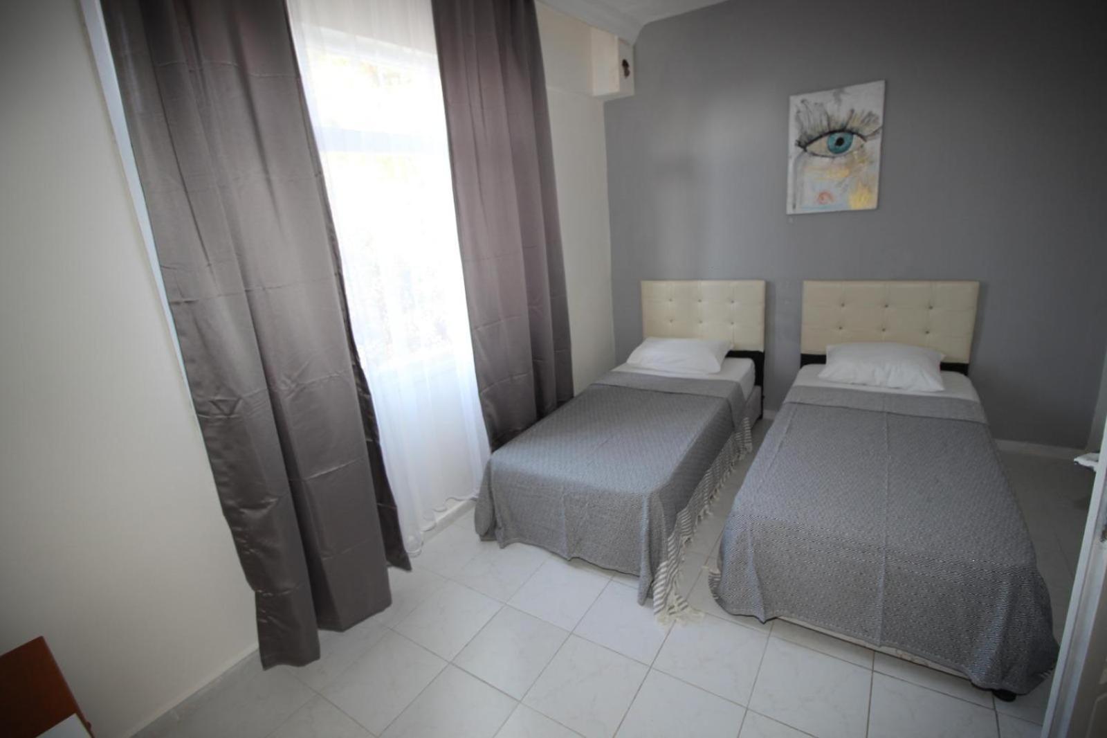 Türkeli Avsa Guenes Otel מראה חיצוני תמונה